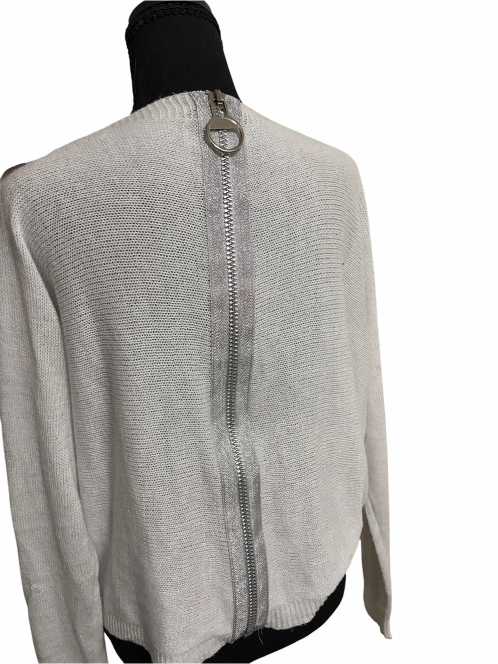 Source Unknown Off-the-Shoulder Light Gray Knit Sweater